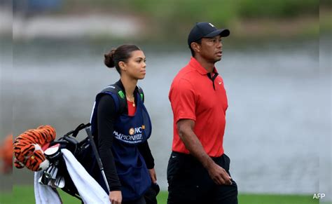 Tiger Woods Daughter Sam Serves As His Caddie For First Time