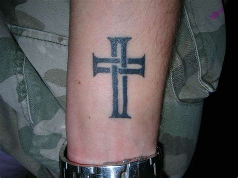 Hiring a tattoo artist typically costs $120 to $150 per hour, and prices depend on how long it takes. 25 Cool Small Cross Tattoos - SloDive