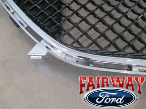 13 Thru 19 Taurus Oem Ford Sho Upper Chrome And Black Grille Grill With