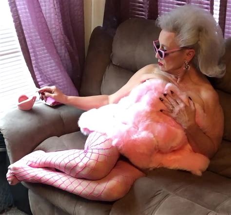 See And Save As Sexy Smoking Vintage Granny Shera Gilf Porn Pict