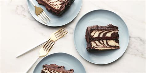 Martha Stewarts Chocolate And Vanilla Zebra Cake