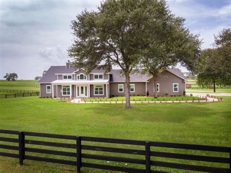 Custom Farmhouse On 10 Acre Ranch Florida Luxury Homes Mansions For