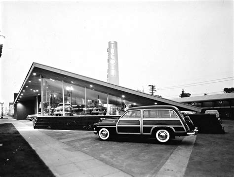 Lincoln Mercury Dealership Towers Motors In Glendale California 1949
