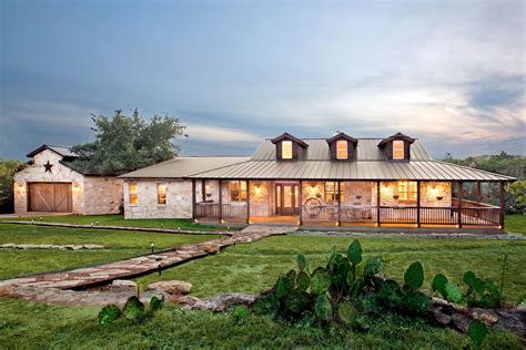 Texas Ranch Style Home In Austin Tx Ranch House Designs Ranch Style