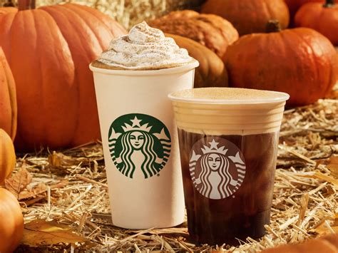 Its Official The Starbuck Pumpkin Spice Latte Is Back For Fall