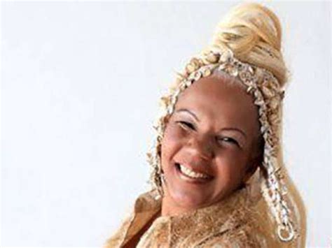 Lambada Singer Loalwa Braz Found Dead In Brazil The Economic Times