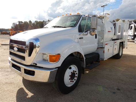 2008 Ford F750 Fuel Lube Truck