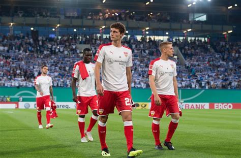Benjamin pavard statistics and career statistics, live sofascore ratings, heatmap and goal video highlights may be available on sofascore for some of benjamin pavard and bayern münchen matches. VfB Stuttgart: Benjamin Pavard bleibt - oder doch nicht ...