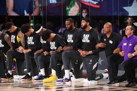 Lakers Clippers Pelicans And Jazz All Take A Knee For National