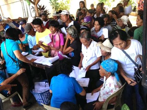 DSWD X Grants Social Pension To Indigent Senior Citizens Of Valencia City