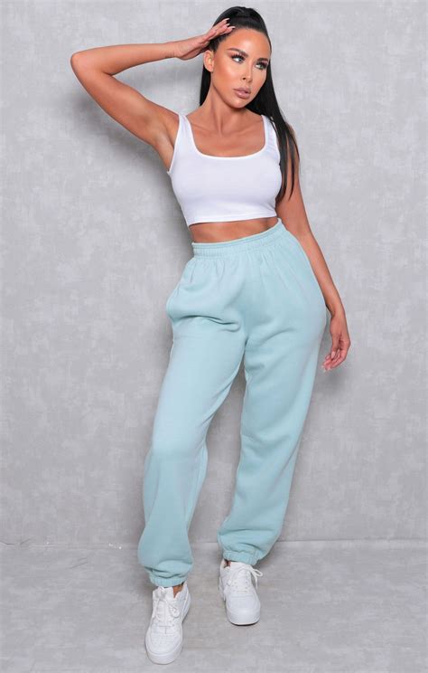 Https://techalive.net/outfit/light Blue Joggers Outfit