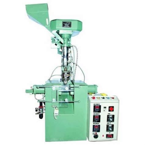 Vertical Screw Type Injection Moulding Machine At Rs 500000piece
