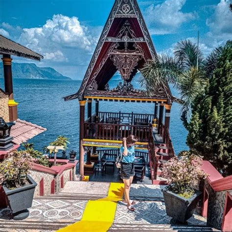6 Instagramable Waterfront Hotel Di Pulau Samosir Medan Sumatera