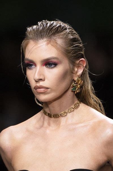 Versace At Milan Fashion Week Spring 2020 Runway Hair Editorial Hair
