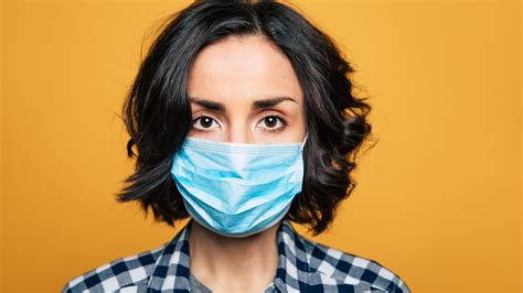How Wearing A Face Mask Can Affect Your Health | HuffPost UK Life