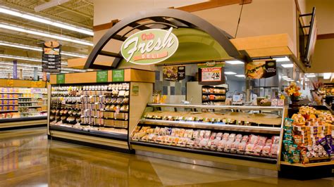 Lighting showroom lighting store display design booth design electrical shop exhibition stand design exhibition ideas. Cub Foods Phalen | Kraus-Anderson