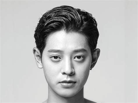 31, born 21 february 1989. K-Pop Corner: Jung Joon-young under arrest in sex scandal