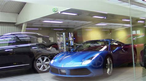 The first batch of cars was sold in a metallic blue, while the classic colors were only made. HD Ferrari 488 Spider AMAZING COLOR !!! - YouTube