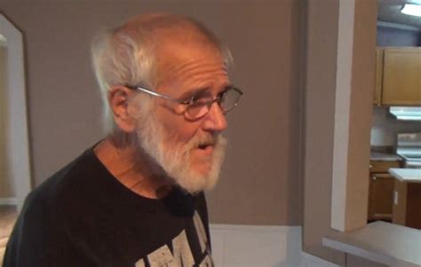 ‘angry Grandpa Is Given The Keys To A New House His Son Bought For Him