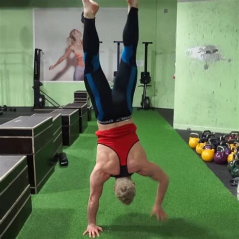 Handstand Wall Walks From Beginner To Advanced