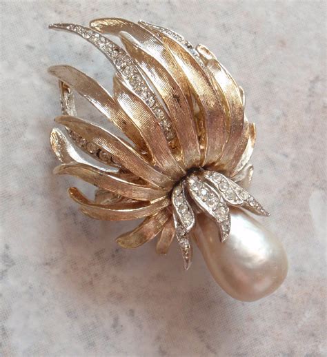 Baroque Pearl Pin Brooch Signed Art Crystal Rhinestone Gold Tone Statement Floral Vintage