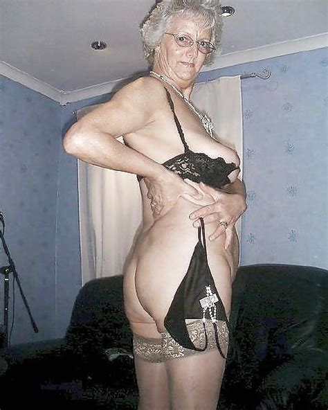 Silver Hair Grannies And Senior Sluts 60 Immagini XHamster Com