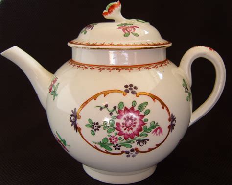 Classifieds Antiques Antique Porcelain And Pottery
