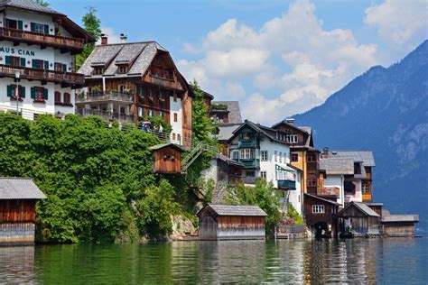 3 Charming Austrian Towns Not To Miss Forget Someday