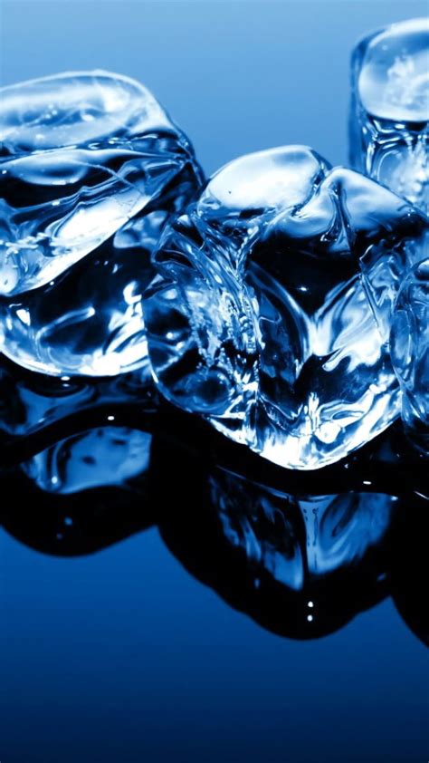 Ice Cube Water Wallpaper