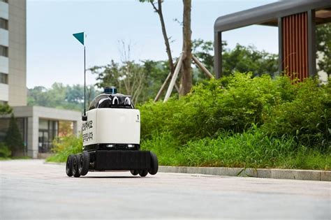 Hyundai Kia Woowa Brothers Developing Robot Delivery Platform Be