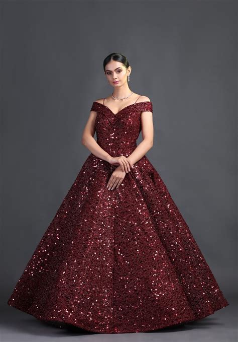 Maroon Ball Gown Embroidered Wedding Dresses At Rs 6500 In New Delhi