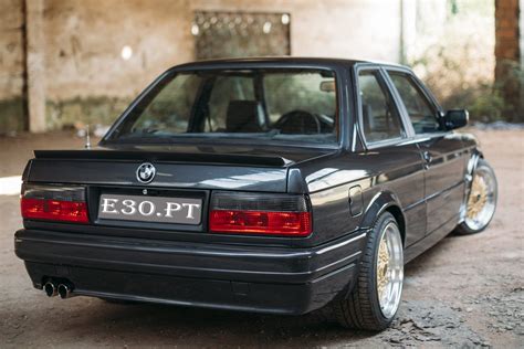 The bmw e30 is the second generation of bmw 3 series, which was produced from 1982 to 1994 and replaced the e21 3 series. BMW E30 - Para choque Trás M-Technic II Fase - E30.pt