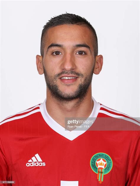 Hakim Ziyech Of Morocco Poses During The Official Fifa World Cup 2018 Nieuwsfoto S Getty Images