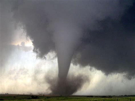 Why “storm Chasers” Chase Tornadoes Weather And Emergency Preparedness