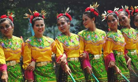 ♥ Mikeru On Today ♥ Do You Know About Indonesia Culture