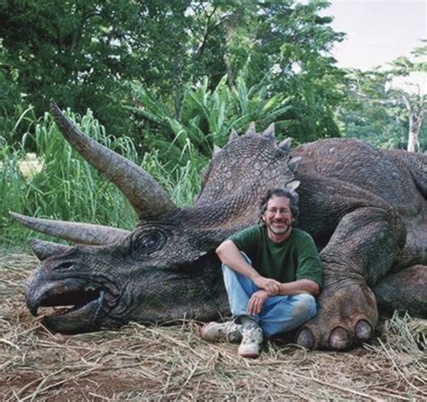 First Successful Triceratops Hunt 1993 Elephant Rome