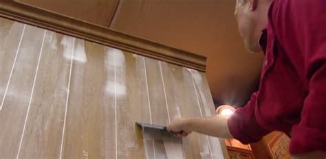 Ready To Update Your Wood Paneling Here S How To Fill In The Grooves [video] Today S