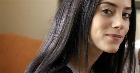 Turkish Actress Cansu Dere Imgur
