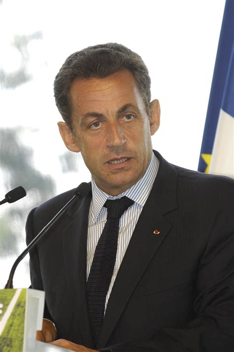 Bienvenue sur la page de nicolas sarkozy 6ème président de la vème république française. Fichier:Nicolas Sarkozy MEDEF.jpg — Wikipédia
