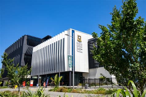 The University Of Waikato Be More Do More Achieve More Bay Of