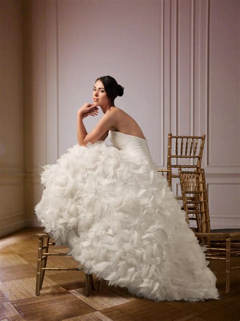 Https://tommynaija.com/wedding/american Wedding Dress Designer