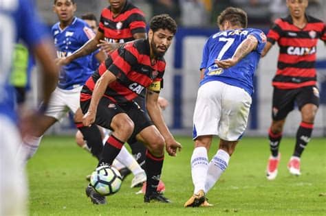 Assista vitória x cruzeiro ao vivo pelo brasileirão série b a partir das 21h30 (de brasília) com só aqui no futebol play hd você não vai perder nenhum lance da partida entre vitória e cruzeiro grátis. Vitória x Cruzeiro: acompanhe o placar ao vivo
