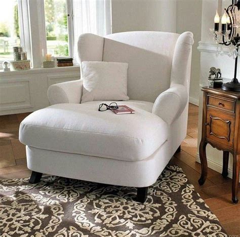 The Perfect Cozy Chair For Your Bedroom
