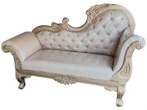 White Golden Wedding Sofa At Rs 9000piece Rexine Sofa In Saharanpur