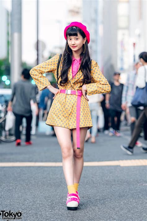 Japanese Modelactress In Vintage Color Coordinated Street Fashion Tokyo Fashion