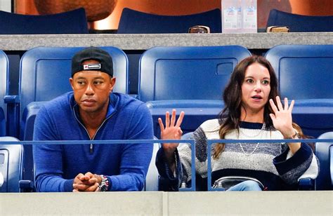 Tiger Woods Ex Girlfriend Drops Lawsuit Bunkered Co Uk