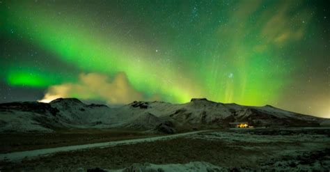 Long Weekend In Iceland Inc ️ And 🏨 In Peak Northern Lights Season 🌠 🎄 ☃️