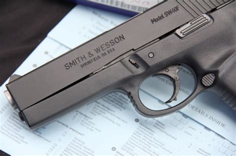 Smith And Wesson Sandw Model Sw40f 40 Sandw Sigma Semi Automatic Pistol In The Box For Sale At