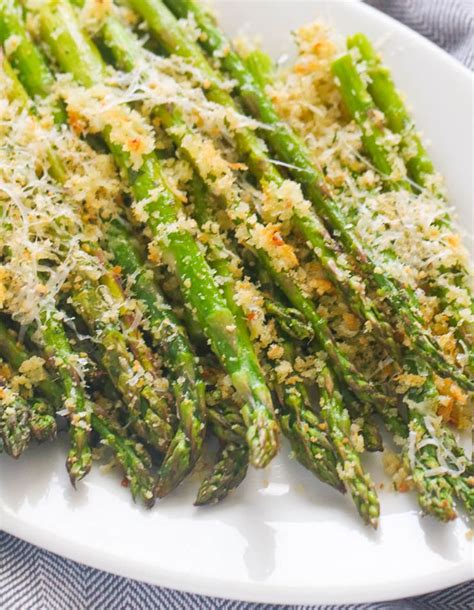 Those that love asparagus and those. Parmesan Crusted Baked Asparagus | Recipe | Baked ...