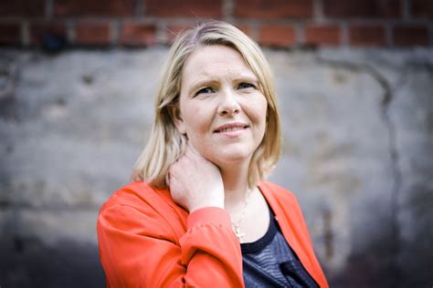 But she didn't leave without replying to this situation: Svensk minister avlyste besøk med Sylvi Listhaug - Stortingsvalget 2017 - VG